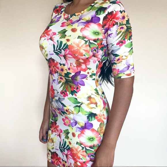 White Floral Bodycon Mini Dress - Picture 4 of 6